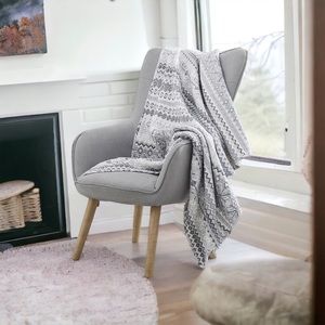 MARTHA STEWART COLLECTION COZY QUILT THROW 50 X 60 WHITE GRAY NEW IN BAG